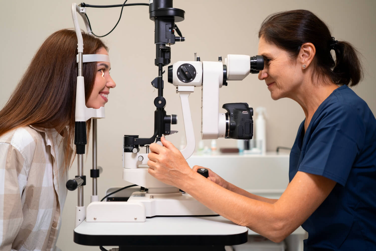 Digital retinal imaging for diabetic eye care
